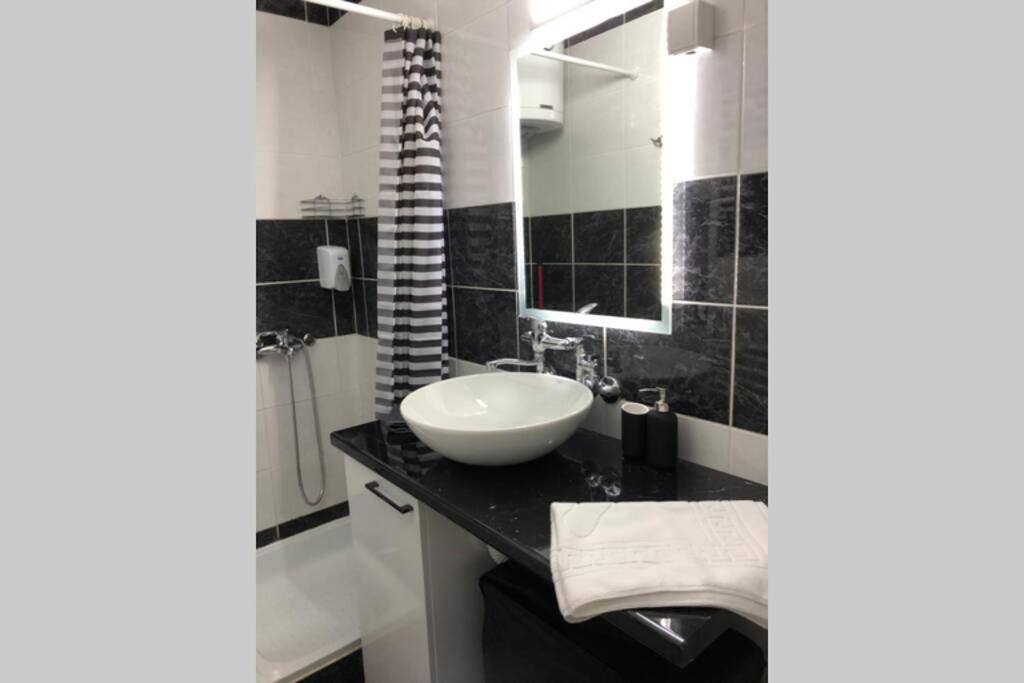 Apartments Balkanska City Center Belgrado Esterno foto